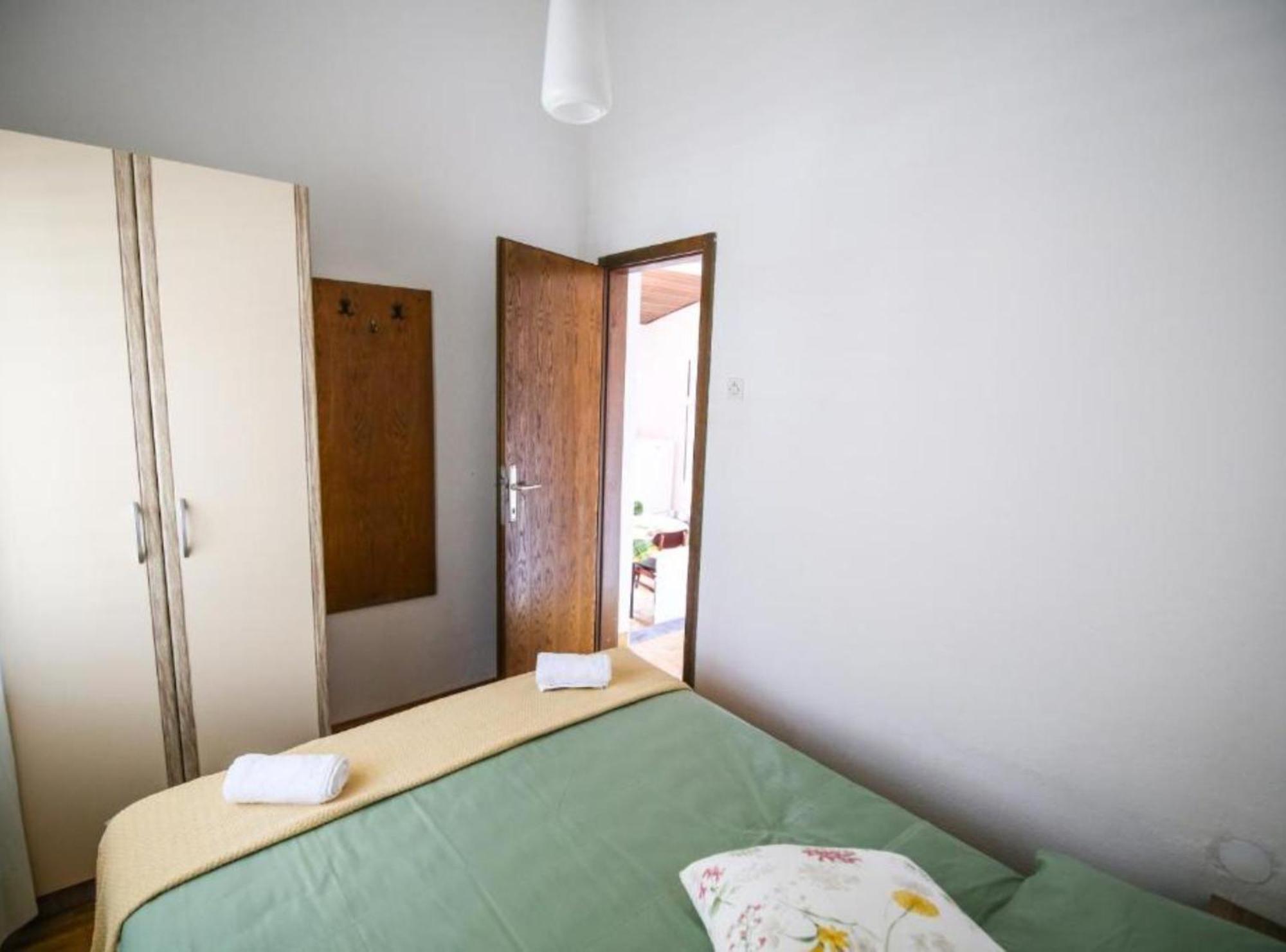 Apartment Darmy Трогир Екстериор снимка