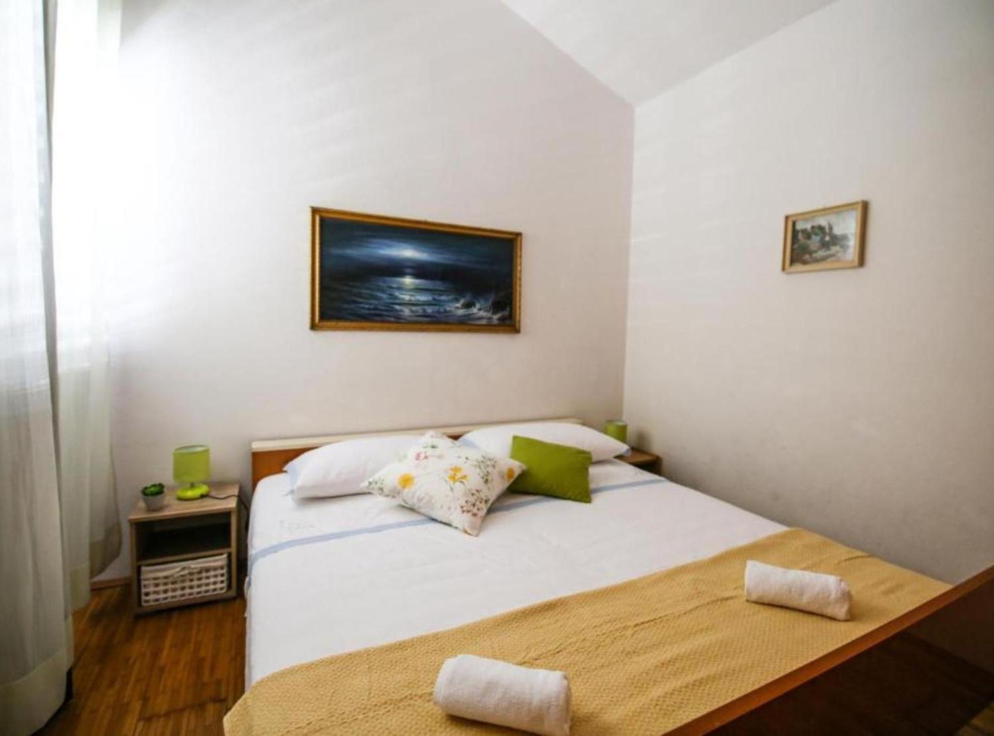 Apartment Darmy Трогир Екстериор снимка